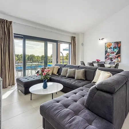 ヴィラ Tetiana - Pool And Whirlpool *